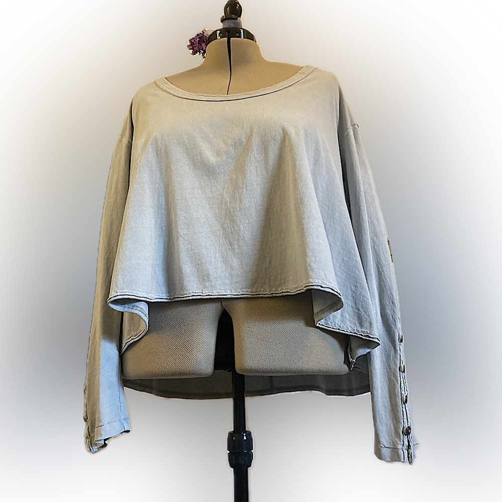 Free People XL Long Sleeve Cotton Tee in Slate Blue, Button-Detailed Sleeve